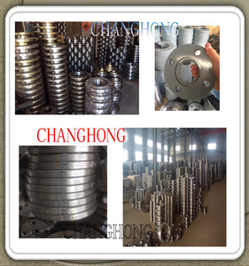 Vente directe usine – Brides en acier au carbone A105/Q235 forgées <span class=keywords><strong>et</strong></span> polies, traitement de surface anti-huile, certifiées ISO9001 - Product Image 3