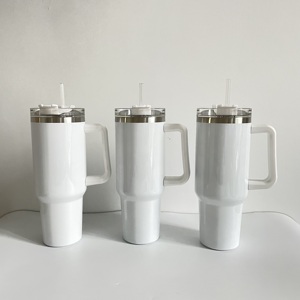 Paquete de 20 Tazas de Viaje Personalizadas con Logotipo, de 40 oz, Blancas, para Sublimación, Aisladas al Vacío, para Café, Cerveza, con Asa y Pajita - Product Image 2