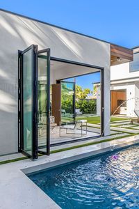 현대 디자인 에너지 효율적인 알루미늄 클래딩 강화 유리 나무 색상 접는 문 마감 표면 빌라 접이식 - Product Image 4