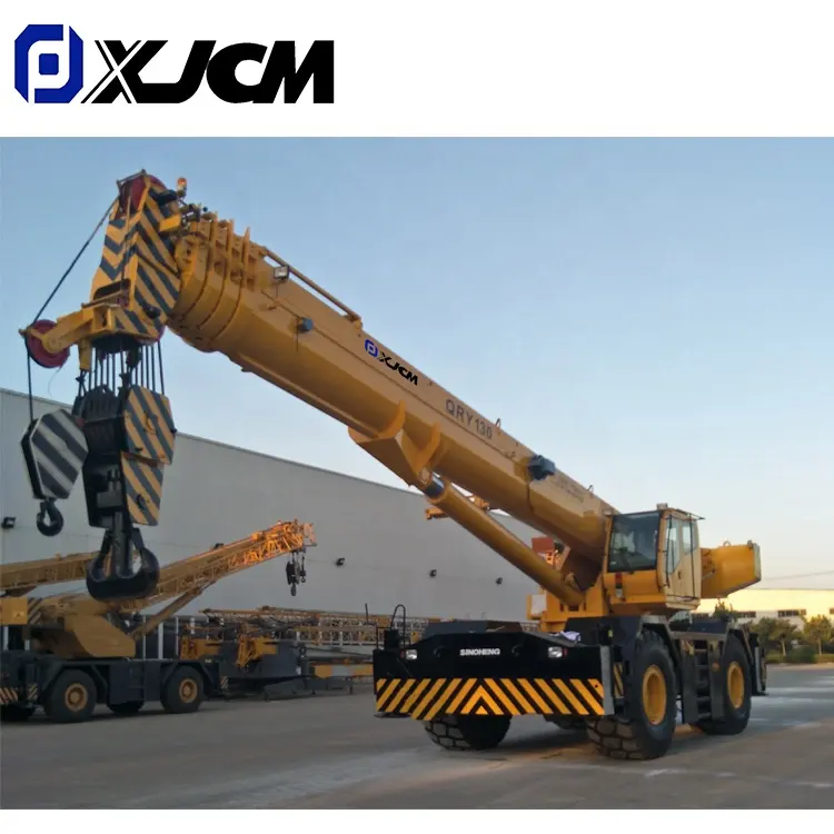 XJCM العلامة التجارية الثقيلة 130 طن الهيدروليكية رافعة الأراضي الوعرة