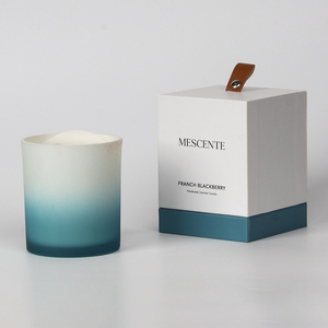 Mescente personalizzato fatto a mano <span class=keywords><strong>cera</strong></span> di soia rosa <span class=keywords><strong>ambra</strong></span> candela profumata con coperchio, candele profumate Private Label - Product Image 2