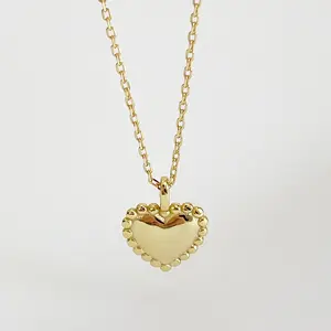 Regalo de Año Nuevo precio competitivo collar minimalista chapado en oro con corazón nueva llegada proveedor de oro collar impermeable