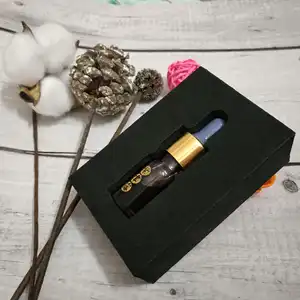 Caja de embalaje magnética de aceite de perfume para el cuidado de la piel cosméticos de lujo cuadrados de diseño personalizado con inserto de EVA