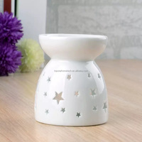 Brûleur d'huile aromatique en céramique blanche, chauffe-cire ajouré pour bougies chauffe-plat, mini brûleur de cire parfumée pour la décoration intérieure (vente en gros)