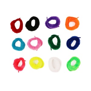 Plumas Mágicas para Fiestas, 21 cm, Coloridas, Suaves, Accesorio para Bromas y Fiestas - Product Image 2