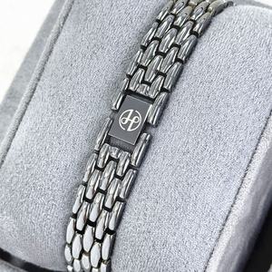 Montre à quartz de luxe pour femmes d'affaires OEM ODM, lunette sertie de diamants, étanche, bracelet en acier inoxydable, boîtier en alliage, mode ovale, aiguilles romaines - Product Image 6