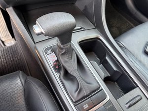 2018 BLACK Korean Brand K5 2nd Gen <b>Auto</b> Gasoline Sedan Cruise Control <b>System</b> Navigation Heated <b>Steering</b> Wheel Rear View Camera - Product Image 4
