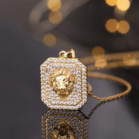 Luxueux haut de gamme plein diamant Lion Badge pendentif mode polyvalent femmes bijoux élégant personnalité carré collier