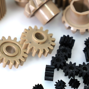 OEM Manufacturer Custom PEEK PA Nylon POM Plastic Gears Injection Molding Pinion Gears Gear