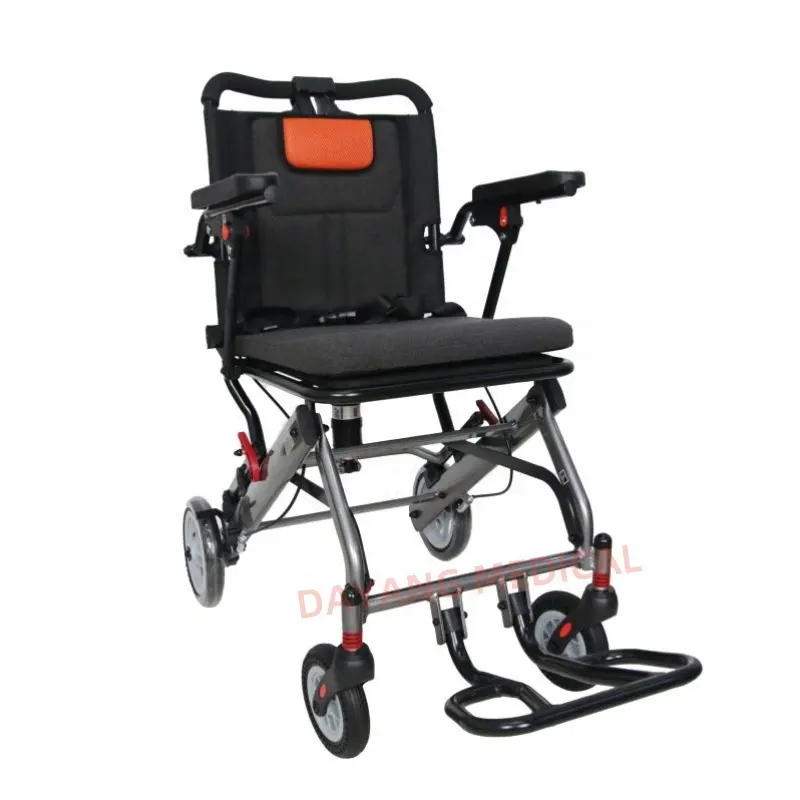 장애인을위한 표준 하이 퀄리티 접이식 경량 휠 의자 비행기 알루미늄 합금 수동 휠체어