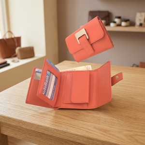 Cartera de Mujer ADORA de Cuero Genuino con Protección RFID, Cierre de Botón y Diseño Moderno - Product Image 3