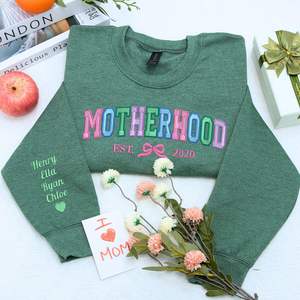 Automne/hiver sweat à capuche brodé personnalisé pour <span class=keywords><strong>maman</strong></span> Coquette Bow noms d'enfants avant 3D tissé cadeau parfait pour <span class=keywords><strong>maman</strong></span> - Product Image 5