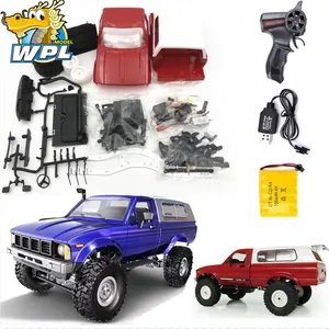 WPL Mainan Mobil RC Truk Off Road C24 2.4G, Mainan Mobil RC Truk Militer Skala Penuh dengan Lampu, Penjualan Laris 1/16