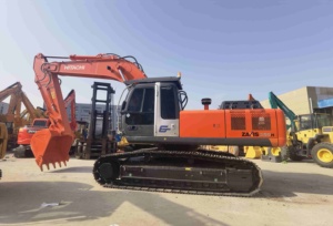 Excavatrice sur chenilles Hitachi ZX350 d'occasion, 35 tonnes, d'origine japonaise, hydraulique, robuste, pour projet minier. - Product Image 2