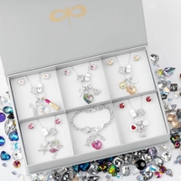Boîte de rangement pour bijoux rigide, mini, portable, écologique, personnalisée, avec doublure en éponge, finition mate, organiseur de voyage réutilisable, blanc