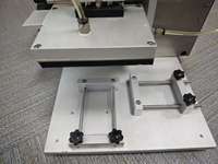 Dernière machine d'étiquetage de bouteilles plates semi-automatique, pour fond de teint liquide, gel, vernis à ongles, huile pour engrenages, fabricant d'étiquettes