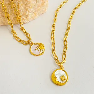 Collana con ciondolo in madreperla con ciondolo in madreperla in acciaio inossidabile placcato oro 18 carati Vintage - Product Image 1
