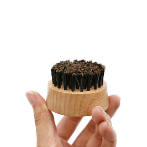 Brosse à barbe ronde Playboy en poils de sanglier, manche en bois de rose noir, outil de coiffage hydratant et massant - Product Image 3