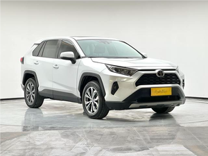 <span class=keywords><strong>Toyota</strong></span> <span class=keywords><strong>RAV4</strong></span> Style Edition 2024 |   Première inscription : avril 2025 |   Blanc |   Voiture d'occasion, seulement 6600 km - Product Image 5