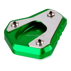 Accessoires Moto Z650 Béquille Latérale Agrandir Pad Pour <span class=keywords><strong>Kawasaki</strong></span> VERSYS-X300 ABS Z650RS Z <span class=keywords><strong>650</strong></span> <span class=keywords><strong>RS</strong></span> 650RS VERSYS X300 - Product Image 1