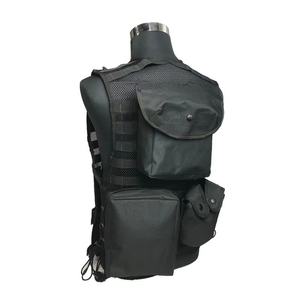 Gilet tactique d'extérieur personnalisé pour homme, en polyester tendance, 12 fermetures éclair, fonction imperméable amovible, motif spécial tigre léopard - Product Image 2