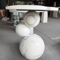 Table basse moderne en marbre blanc sur mesure, base en dalle de pierre veinée grise, mobilier de luxe pour villa, hôtel, salon