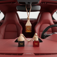 Mini diffuseur de voiture carré suspendu, flacon vide en verre multicolore 5ml 8ml avec bouchon en bois – Vente directe usine
