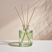 Ensemble diffuseur de parfum en verre à double paroi de luxe avec bâtonnets en rotin pour la vente en gros aux hôtels et aux particuliers