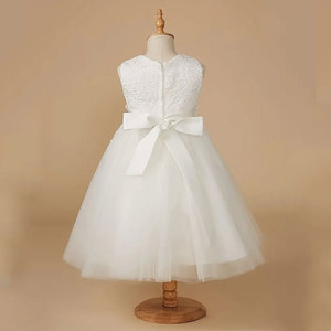 Robe de princesse élégante en dentelle avec jupe en tulle à grand nœud, tenue d'anniversaire, design personnalisé, robe de demoiselle d'honneur blanche pour mariage - Product Image 1