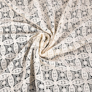 Vente en gros Broderie blanche Délicate fleur en coton Bordure en os de voiture Bordure en dentelle pour robe de mariée - Product Image 5