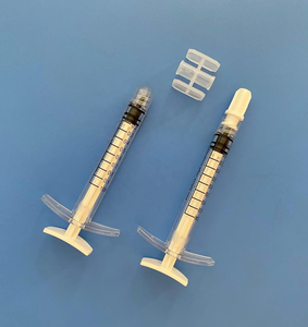 Suntik Steril Sekali Pakai Berwarna Bersertifikasi CE dengan Pengunci Luer Lock dan Penutup/Penghubung Pengisi Cepat untuk Suntik Luer Lock - Product Image 4