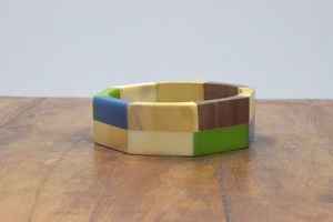 Conjunto de Brazaletes Elegantes de Resina y Madera, Joyería Hecha a Mano con Diseño Único, con Madera Natural y Resina para una Moda Moderna - Product Image 4