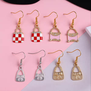 Nuevos pendientes colgantes de moda clásica coreana, diseño Sexy Simple, venta al por mayor de fábrica, joyería inspirada en mochila para mujer - Product Image 3