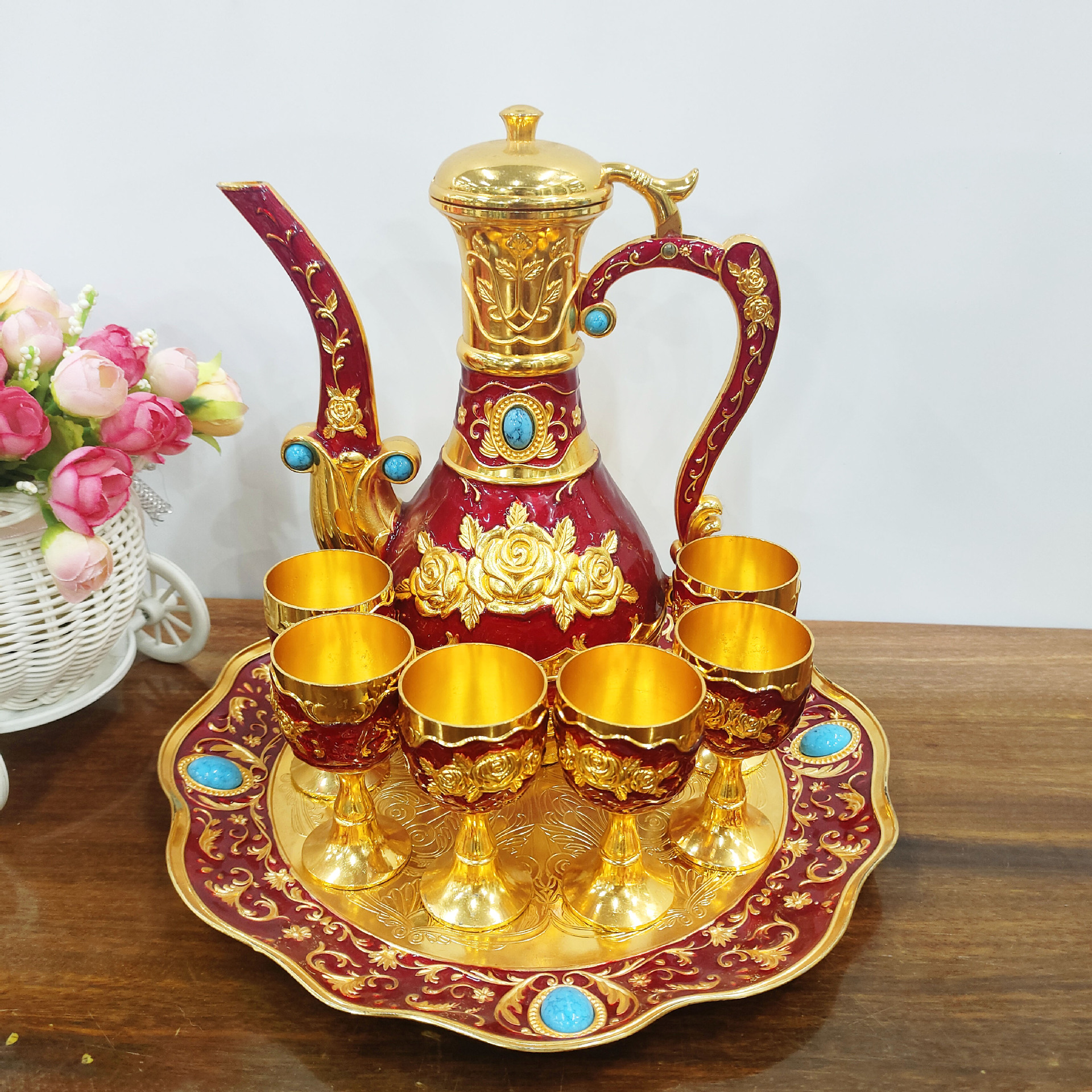 Coffret de vins rosés dorés et rouges