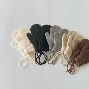 Guanti per bambini inverno nuovo coreano Color caramella semplice appeso al collo e al dito guanti caldi per bambini lavorati a maglia - Product Image 2