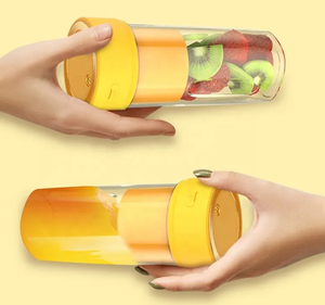 Taza de jugo multifuncional Diseño simple Taza de jugo Oficina en casa Estudiantes Madre y bebé Taza de fruta de carga USB portátil - Product Image 3