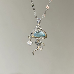Collier pendentif goutte d'eau en argent pur S925 avec diamant bleu marine, design de larmes bleu clair de luxe français, haut de gamme - Product Image 1