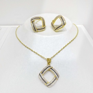 Precio de fábrica, plata 925, conjunto único de alta calidad para mujer, regalo delicado, aretes y collar geométricos, conjuntos de joyería de lujo. - Product Image 1