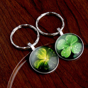 Luck Shamrock Four Leaf Keychain 4 Glass Time Gem Plant Charm for Jewelry Bag Valentine's Day Gift