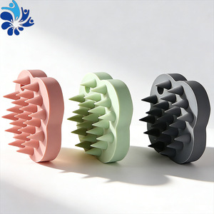 Cepillo de masaje para el cuero cabelludo de silicona con forma de pétalo y dientes cónicos para uso en el hogar y en salones de belleza - Product Image 5