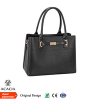 Sac fourre-tout structuré en cuir PU pour femme, ensemble avec pochette assortie, fermeture éclair tendance, idéal pour la plage estivale, décorations à chaînes - Grande Vente