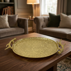 Plateau décoratif de luxe vintage en aluminium moulé, motif floral en relief, finition dorée, pour service de thé et charcuterie, vente en gros - Product Image 4
