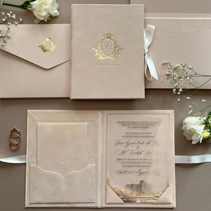 Bestselling Custom Quinceanera Wedding Invitations Acrylic Plate Set Plastic Birthday Cards with Romantic Style Wholesale