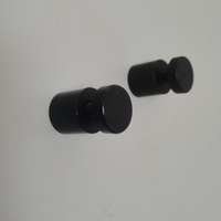 Entretoises en aluminium anodisé noir mat 16x16 pour panneaux de réfrigérateurs, fixation professionnelle pour fabricants