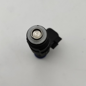 Injecteur de carburant Auto Parts L30113250A FSJ213250 240720079 0280156154 pour <span class=keywords><strong>FORD</strong></span> MAZDA VOLVO C-Max Fiesta V <span class=keywords><strong>Focus</strong></span> II Convertible IV - Product Image 4