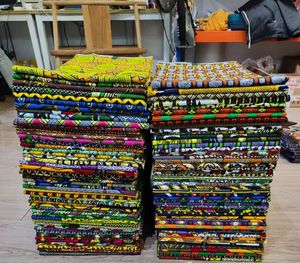 Nouveau <span class=keywords><strong>motif</strong></span> de <span class=keywords><strong>tissu</strong></span> de parapluie de mode, imprimé <span class=keywords><strong>wax</strong></span> <span class=keywords><strong>africain</strong></span>, imprimé hollandais, brocart, tissé en trame, <span class=keywords><strong>tissu</strong></span> uni, type de fil peigné - Product Image 1