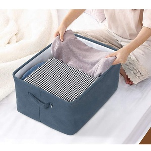 Panier en tissu carré classique avec poignée Boîte durable pour livres et articles divers Rangement d'<span class=keywords><strong>escalier</strong></span> pliable cousu avec soin - Product Image 3