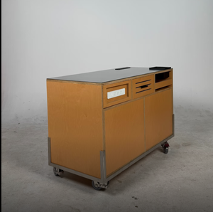 Carrito de Café Móvil Multifuncional de Madera con Diseño Moderno, Enchufe y Plegable - Product Image 4