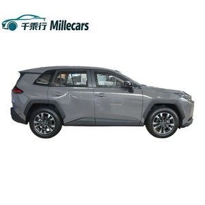 Occasion pour RAV4 SUV, excellent état, hybride automatique, intérieur foncé, sièges en cuir R18, usage professionnel, navigation GPS - Product Image 3