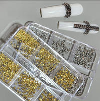 360 pièces de clous et strass métalliques pour ongles, style Punk Gothique, boîte à 6 compartiments, rivets pyramidaux carrés, or et argent, breloques 3D pour ongles pour manucure DIY